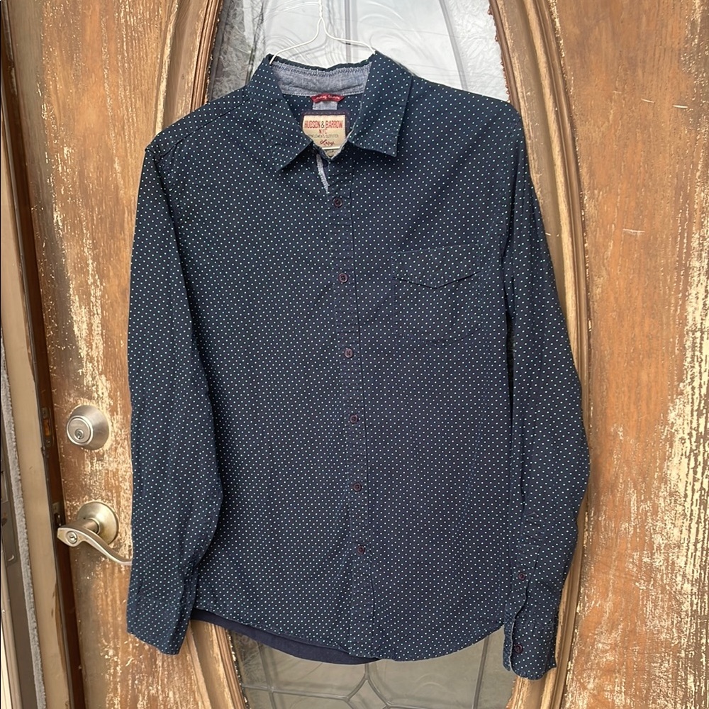 Hudson & Barrow Button Down Top! Men’s Large